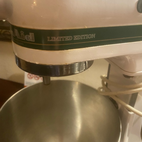 💚VINTAGE KITCHENAID LIMITED EDITION KSM5 MIXER W/2 BOWLS & ALL ATTACHMENTS - Picture 7 of 12